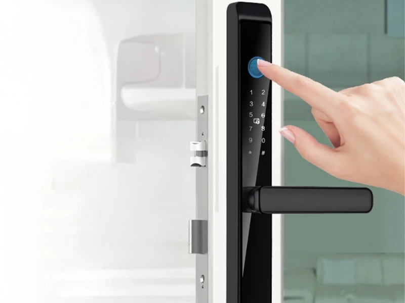 Khóa vân tay chuyên dụng cho cửa nhôm với thiết kế thân mỏng và chắc chắn