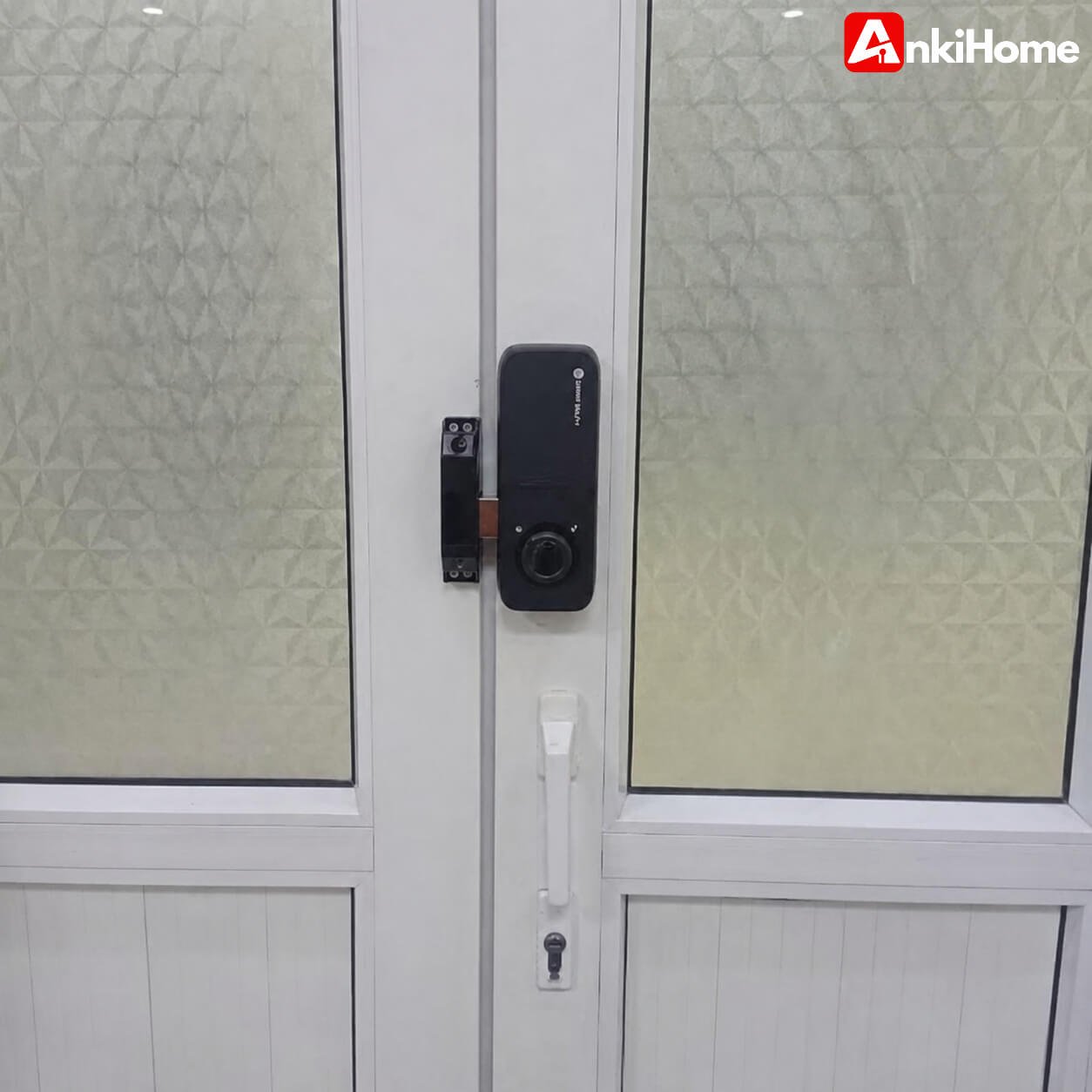Top 8 Khóa Điện Tử Không Tay Cầm Bán Chạy Hàng Đầu Hiện Nay