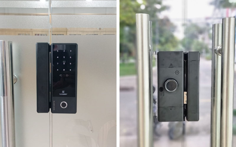 Hình ảnh Lắp đặt khóa Philips trên cửa kính tại văn phòng của khách hàng