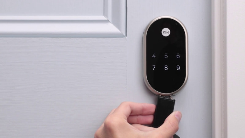 Khóa cửa từ hết pin