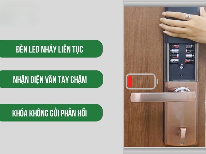 Nên thay pin sớm để tránh khóa bị gián đoạn hoạt động