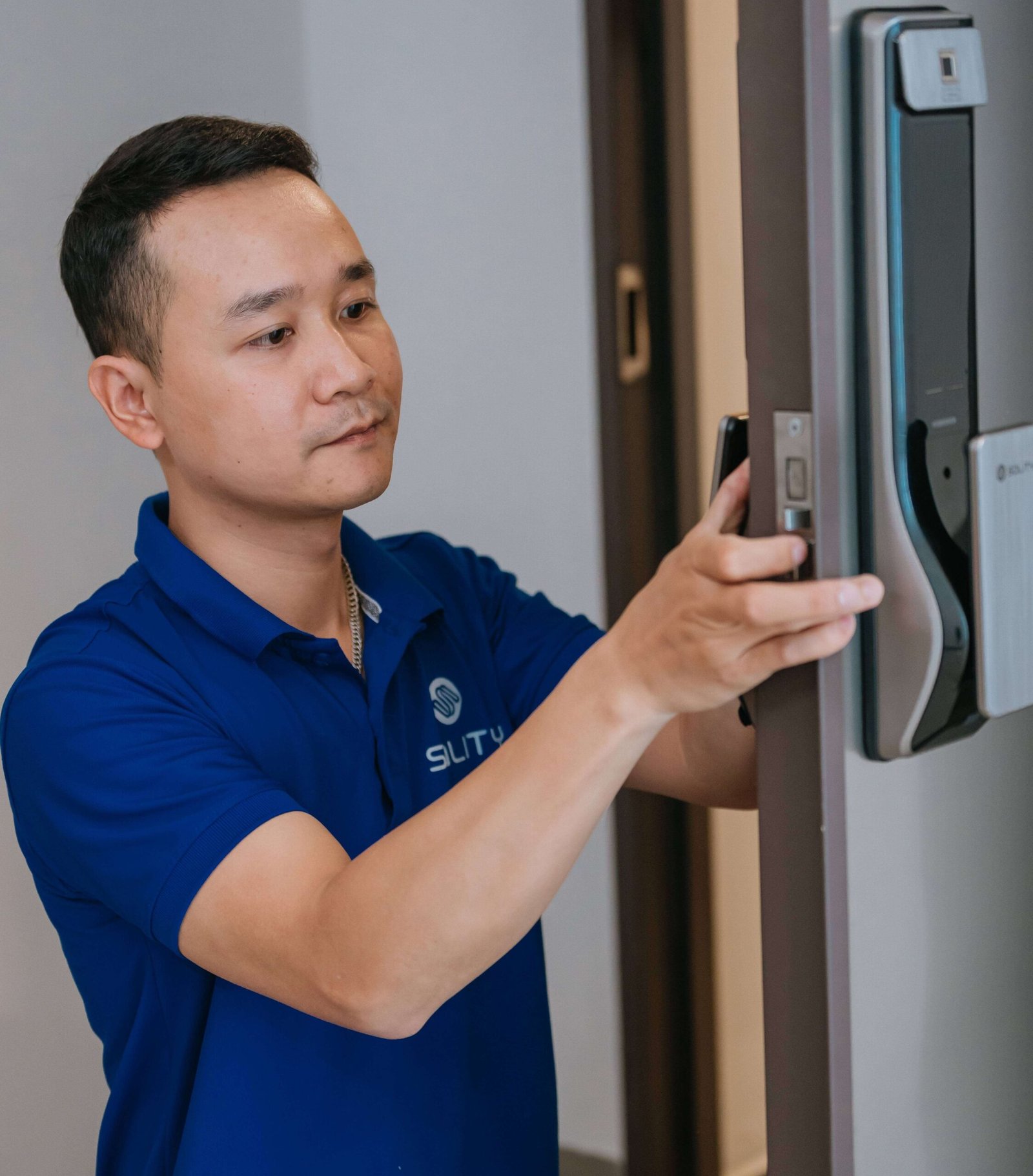 Hướng dẫn cách chọn khóa cửa thông minh phù hợp với mọi gia đình