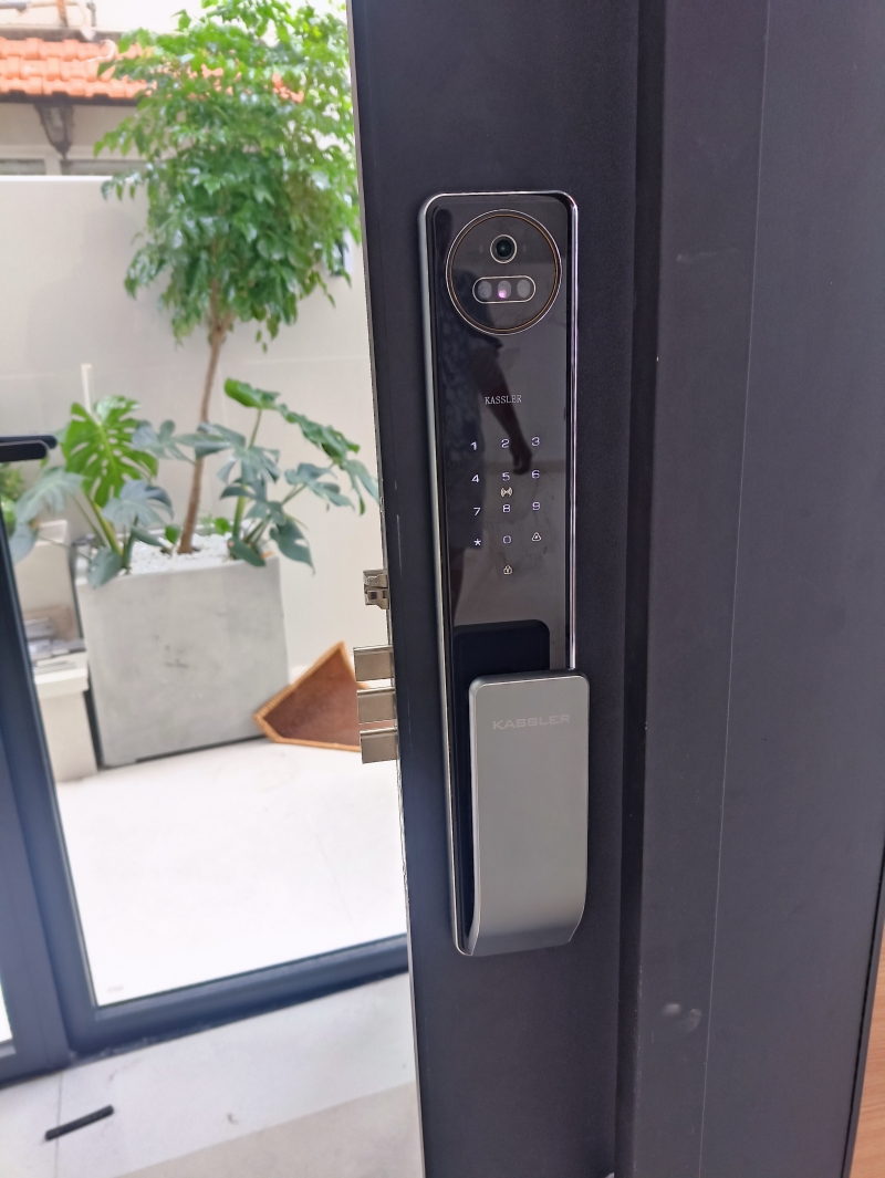 Hướng dẫn cài đặt khóa vân tay Kassler đúng cách