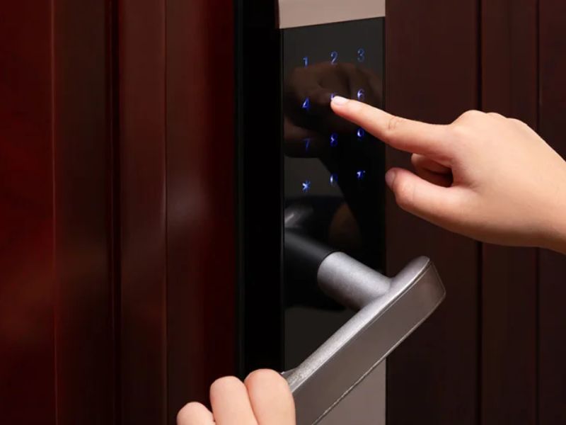 Hướng Dẫn Phân Biệt Các Loại Mã Số Của Khóa Cửa Điện Tử