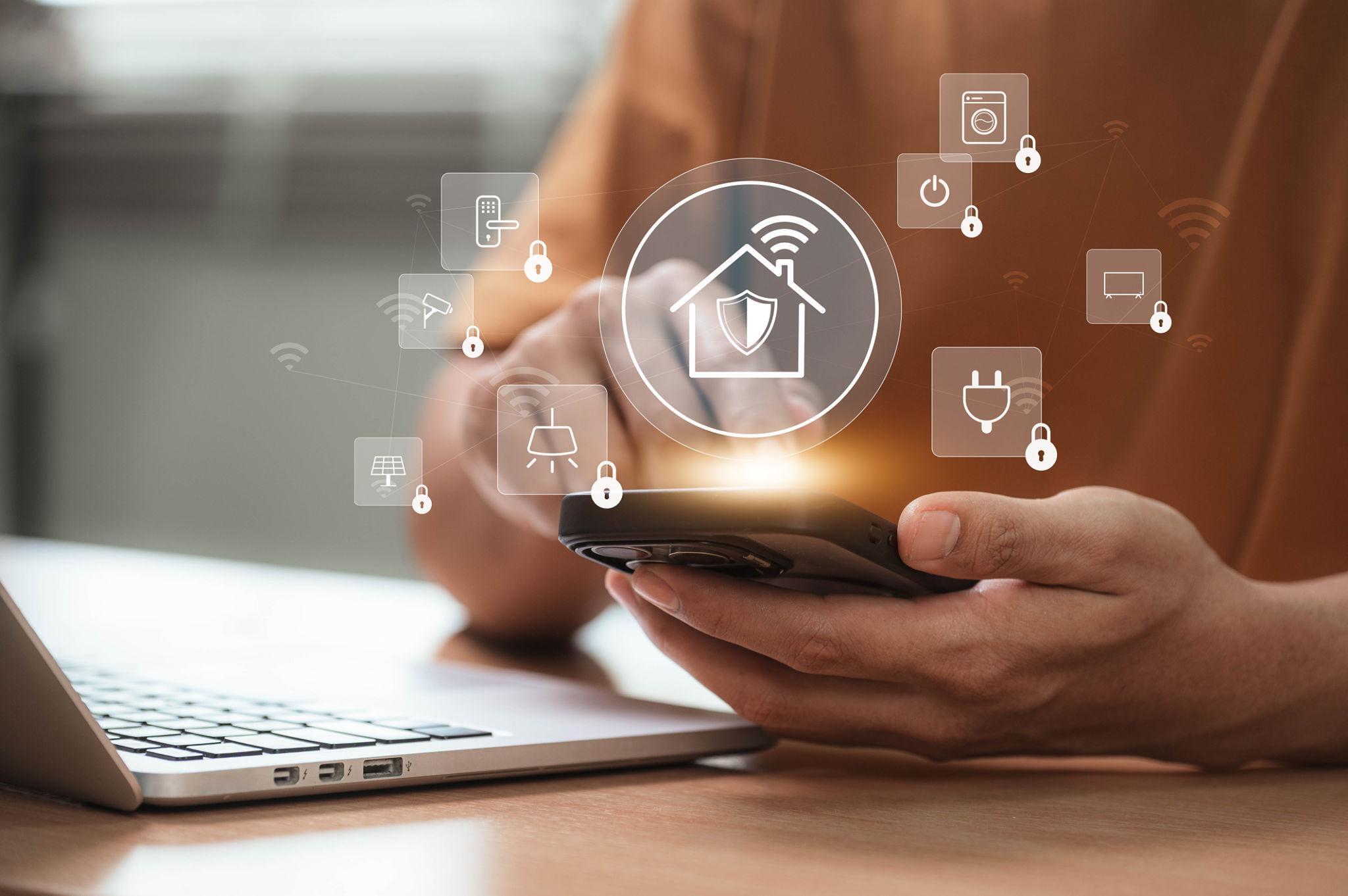 Khóa Cửa Vân Tay và Hệ Thống Smart Home
