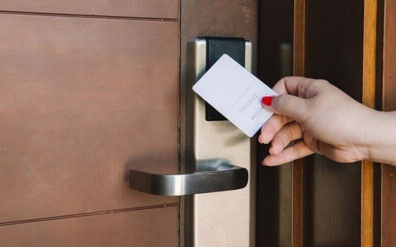 Nguyên nhân khóa điện tử không nhận thẻ từ và cách khắc phục nhanh chóng
